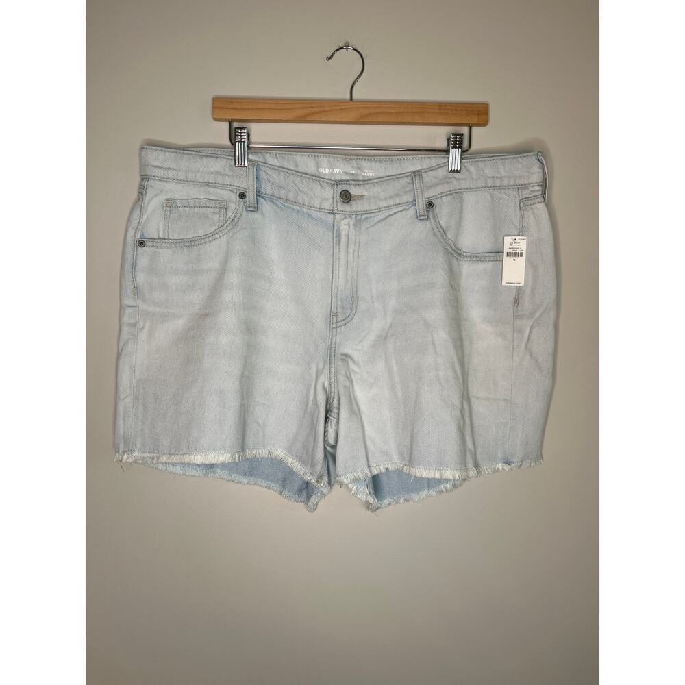 NWT Old Navy Mid Rise Baggy‎ Light Wash Denim Jean Shorts 18
